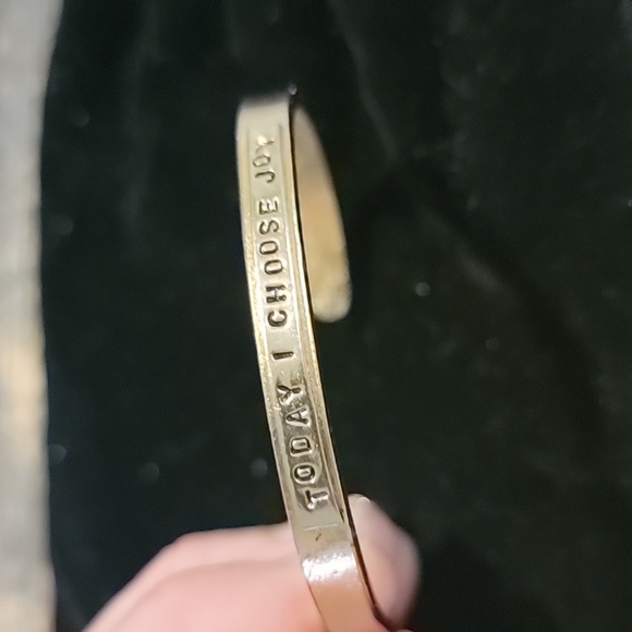 3 pack stackable Bracelets - Picture 7 of 8